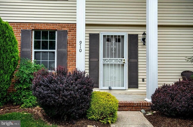 910 Candlelight Ct in Bel Air, MD - Building Photo - Building Photo