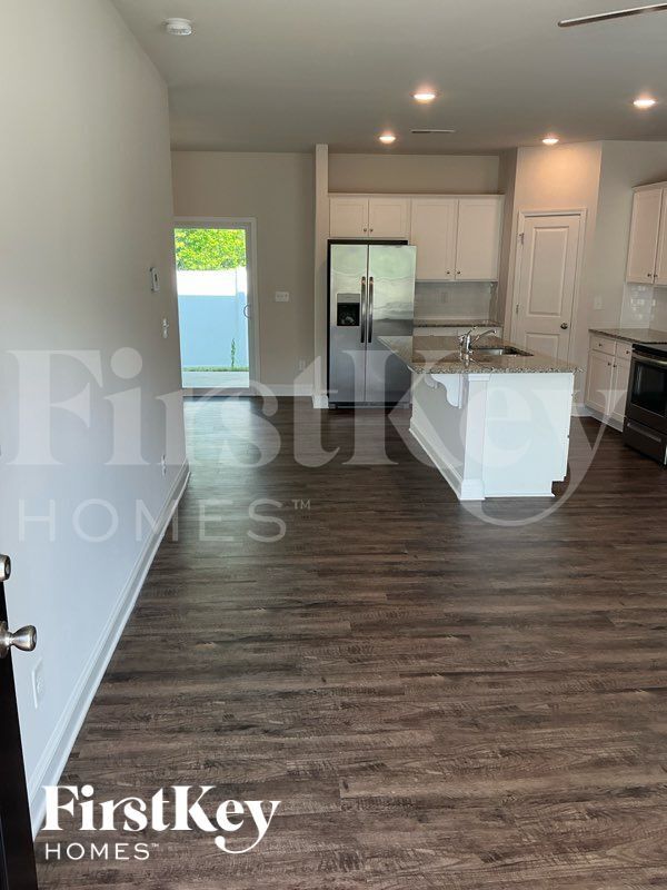 property at 5521 Cobblestone Glen Dr