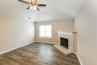 1743 Brentford Cove in Cordova, TN - Building Photo - Building Photo