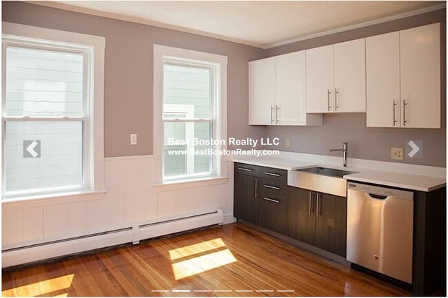 23 Granite St, Unit 2 in Somerville, MA - Building Photo - Building Photo