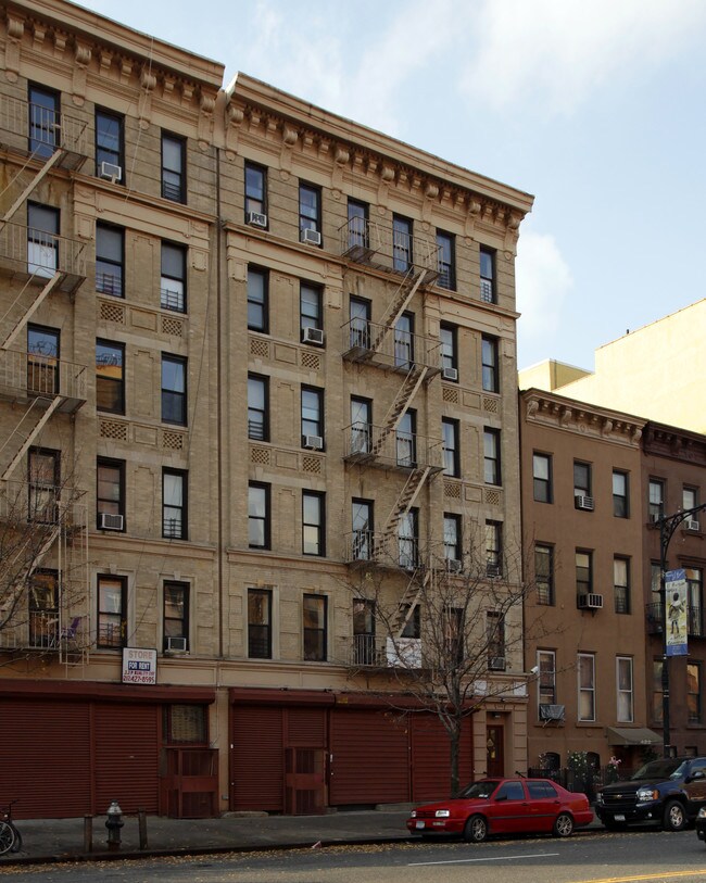 424 E 116th St in New York, NY - Building Photo - Building Photo