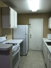 1700 SW 16th Ct, Unit H21 in Gainesville, FL - Building Photo - Building Photo