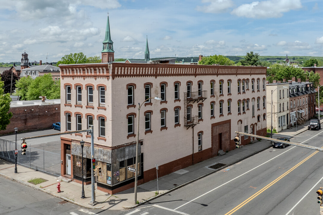 174-180 Lyman in Holyoke, MA - Building Photo