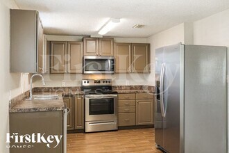 307 Sonora Dr in Orange Park, FL - Foto de edificio - Building Photo