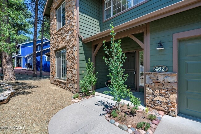 462 E Twelve Oaks Dr in Flagstaff, AZ - Building Photo - Building Photo
