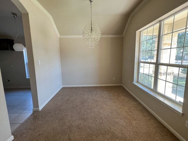 2475 Santa Barbara Loop in Round Rock, TX - Building Photo - Building Photo