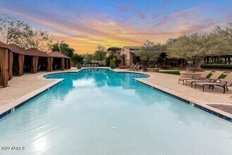 9726 E S Bend Dr in Scottsdale, AZ - Building Photo - Building Photo