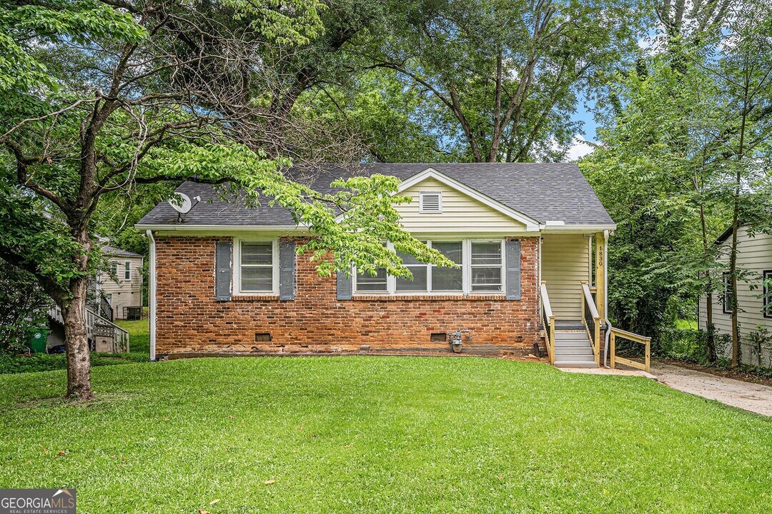 1830 Meadow Ln in Decatur, GA - Building Photo