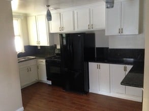 17722 Kingsbury St in Los Angeles, CA - Building Photo - Building Photo