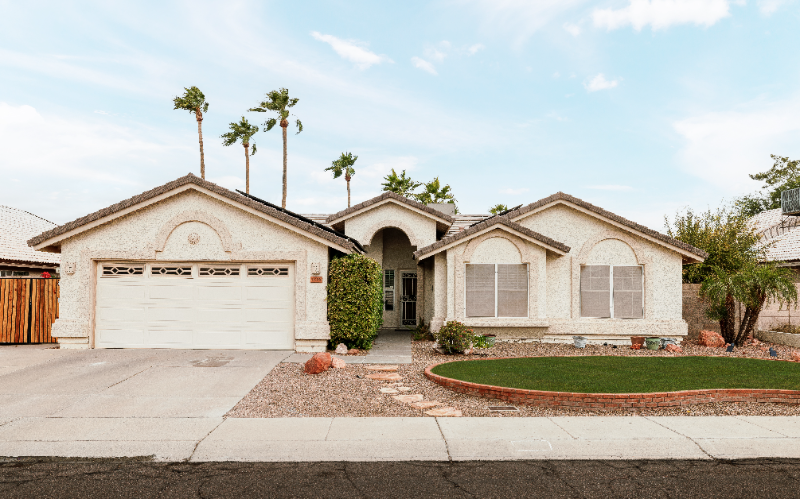 3816 W Misty Willow Ln in Glendale, AZ - Building Photo