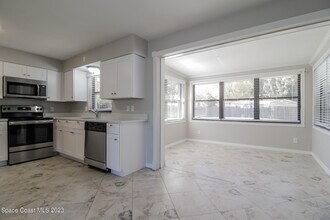 205 Ash St in Melbourne, FL - Building Photo - Building Photo