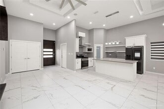 4813 S 27th St in McAllen, TX - Building Photo - Building Photo