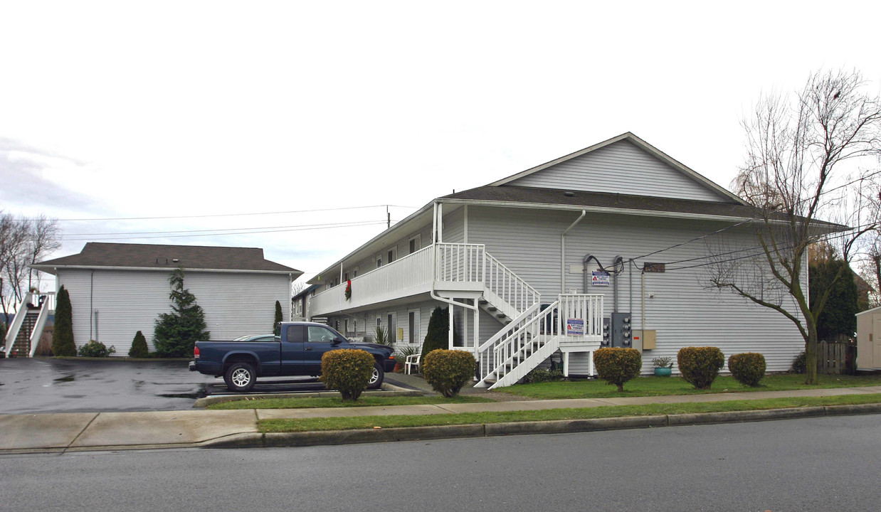 112 Alder Ave in Snohomish, WA - Building Photo