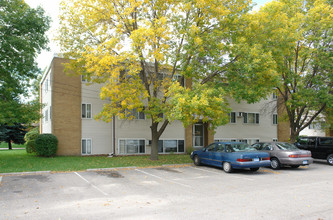 4110-4120 Nevada Ave N in Minneapolis, MN - Building Photo - Building Photo