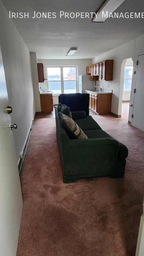 property at 1715 Pine Ave