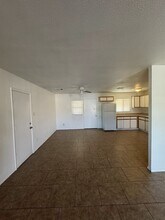 8019 W Earll Dr in Phoenix, AZ - Building Photo - Building Photo