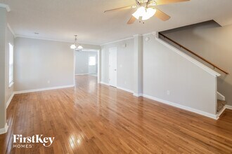 109 Venice St in Summerville, SC - Foto de edificio - Building Photo