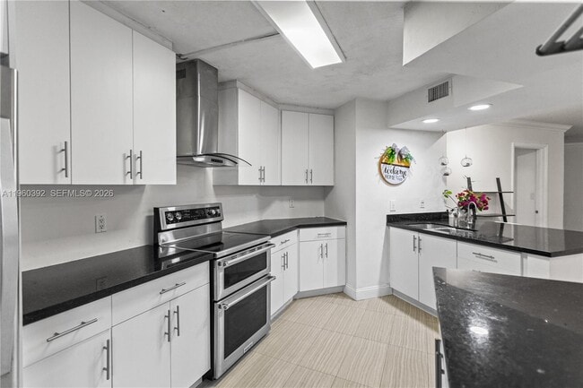 property at 10401 W Broward Blvd