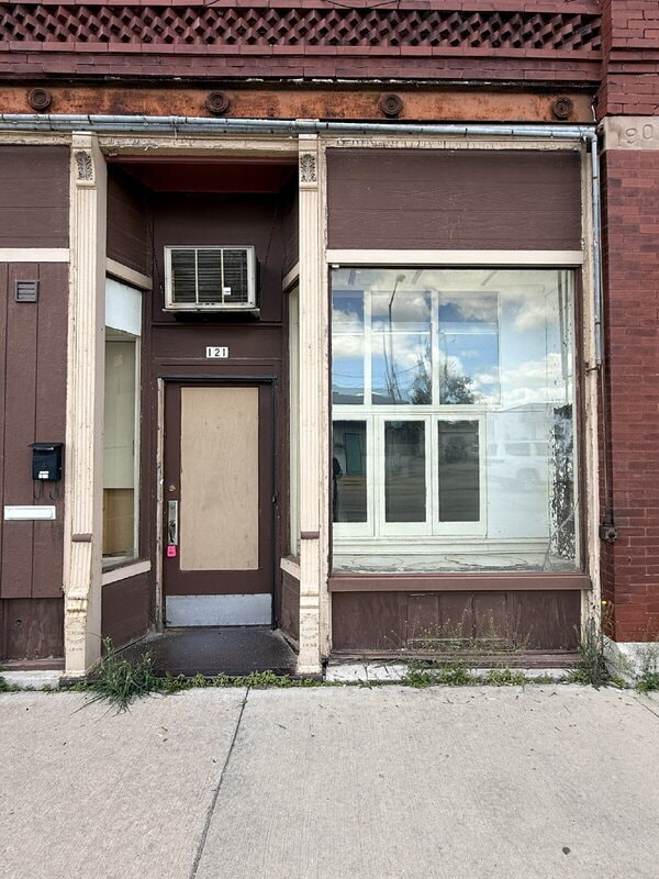 121 N High St in Randolph, WI - Building Photo - Building Photo