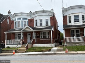 114 Strode Ave in Coatesville, PA - Building Photo
