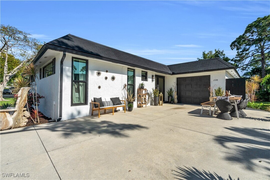 230 Georgetown Blvd in Naples, FL - Building Photo