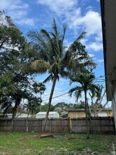 511 W Palm St in Lantana, FL - Building Photo - Building Photo