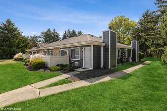 Springburne at Polaris Apartments in Columbus, OH - Building Photo - Building Photo