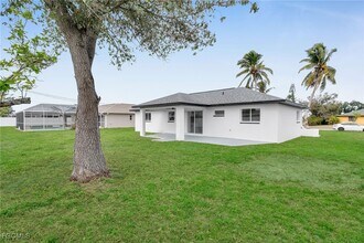1324 SE 22nd Terrace in Cape Coral, FL - Building Photo - Building Photo