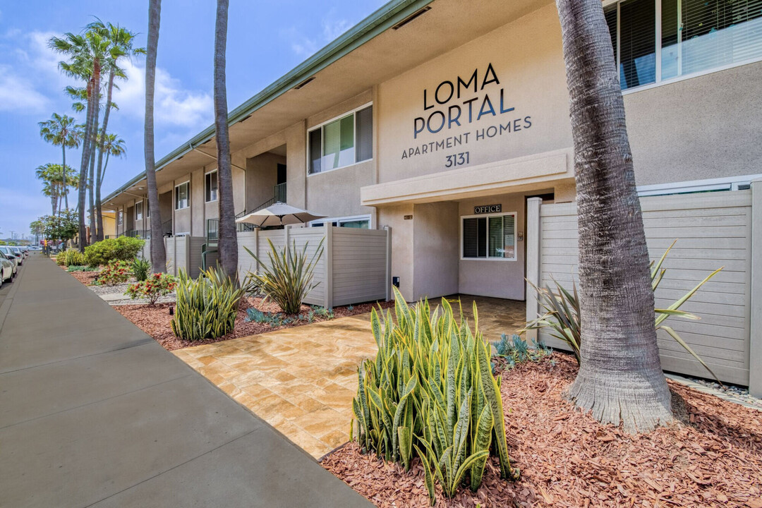 Loma Portal in San Diego, CA - Foto de edificio