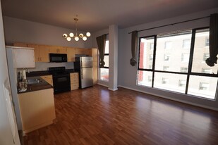 777 Sixth Ave, Unit 421 in San Diego, CA - Building Photo