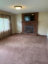 8 Morse Dr in Asheville, NC - Building Photo - Building Photo