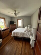 97 Nightingale Ave, Unit 97 Nightingale Ave. in Quincy, MA - Foto de edificio - Building Photo