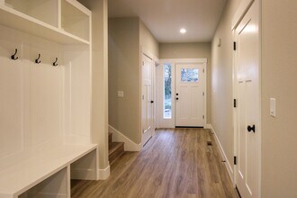 3221 Pheasant Ave SE-Unit -3221 in Salem, OR - Building Photo - Building Photo
