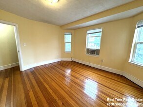 4057 Washington St, Unit 2 in Boston, MA - Building Photo - Building Photo