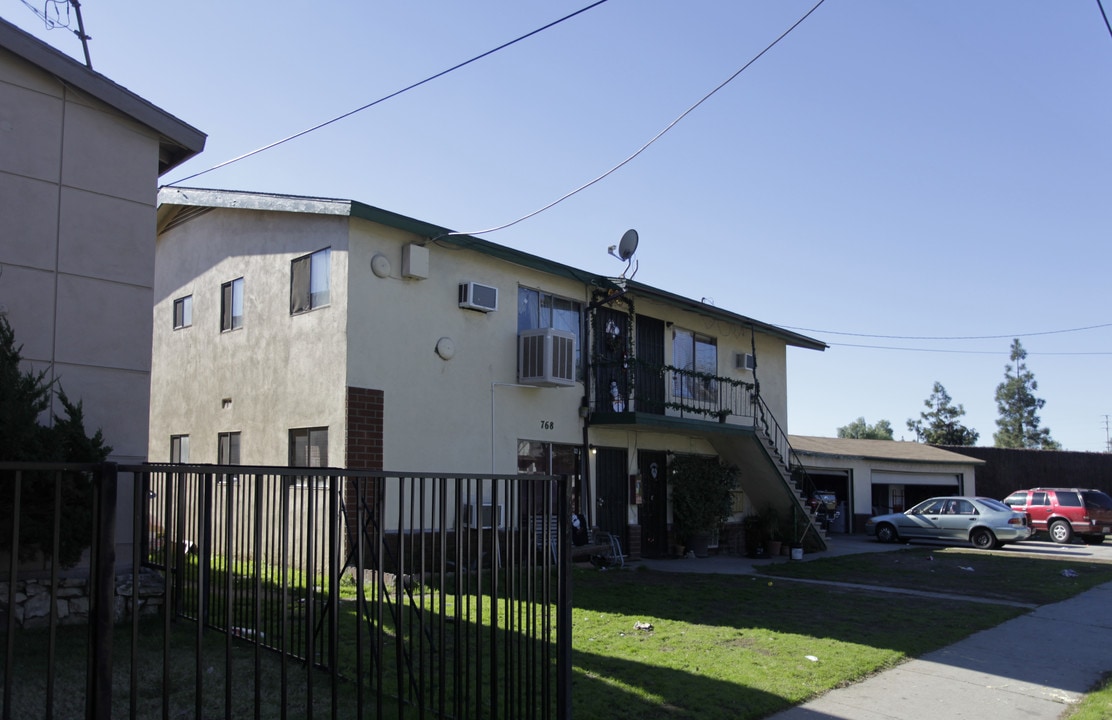 768 E Richland St in Ontario, CA - Building Photo