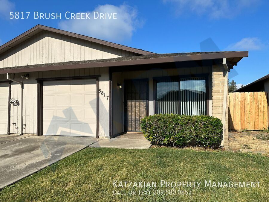 5817 Brush Creek Dr in Stockton, CA - Building Photo