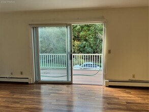 17 Intervale Ave in White Plains, NY - Building Photo - Building Photo