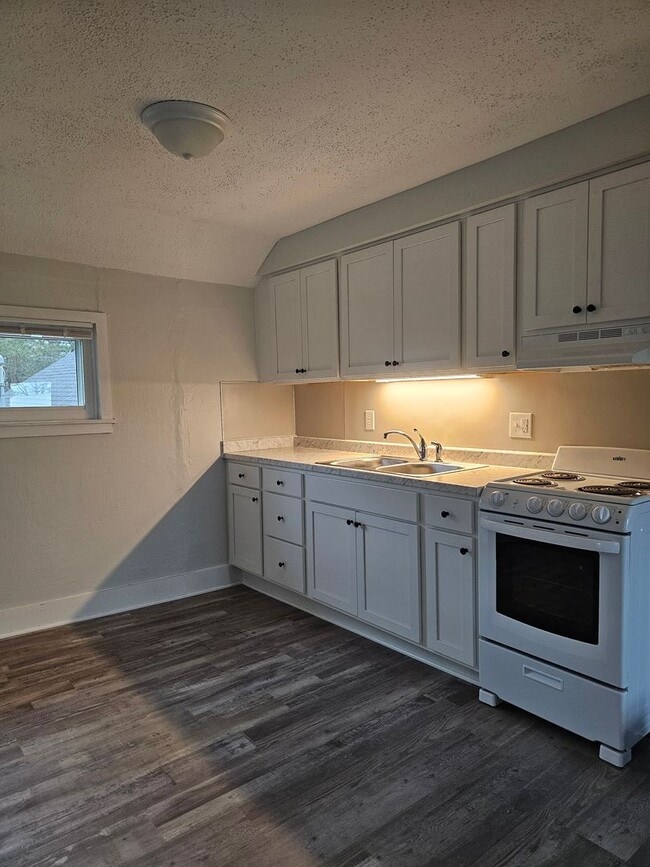 property at 101 E Main St