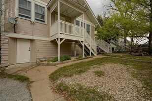 601 Bellevue Pl in Austin, TX - Building Photo