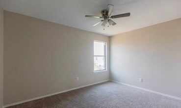 1118 Sundance Fort in San Antonio, TX - Foto de edificio - Building Photo