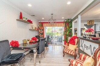 20 Mountain Ave in West Orange, NJ - Building Photo - Building Photo