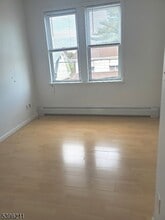 35 Alaska St in Garfield, NJ - Building Photo - Building Photo