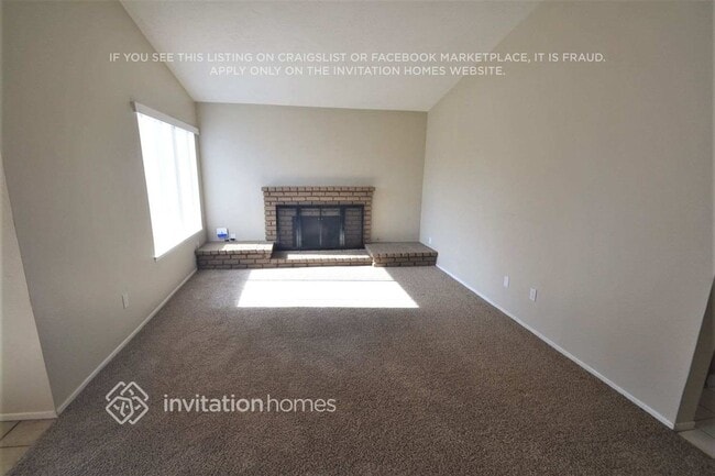 20827 Calwood St in Santa Clarita, CA - Foto de edificio - Building Photo