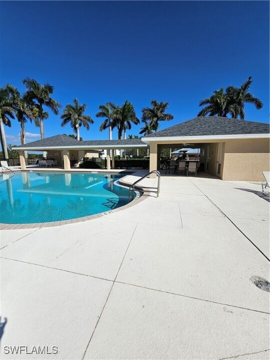 14139 Danpark Loop in Ft. Myers, FL - Building Photo