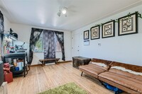 1524 Jasmine St, Unit 2 in Denver, CO - Building Photo - Building Photo