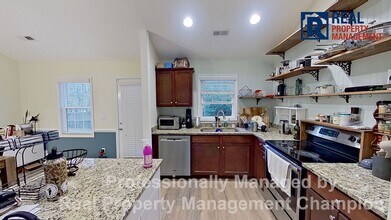 101 Old Dock Landing Rd in Sneads Ferry, NC - Building Photo - Building Photo