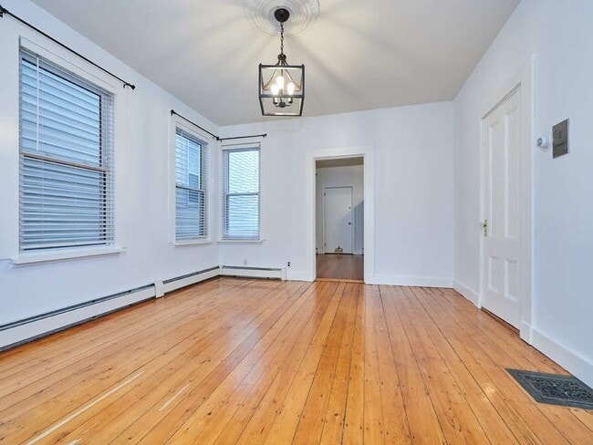 26 Concord St, Unit 1 in Boston, MA - Building Photo - Building Photo