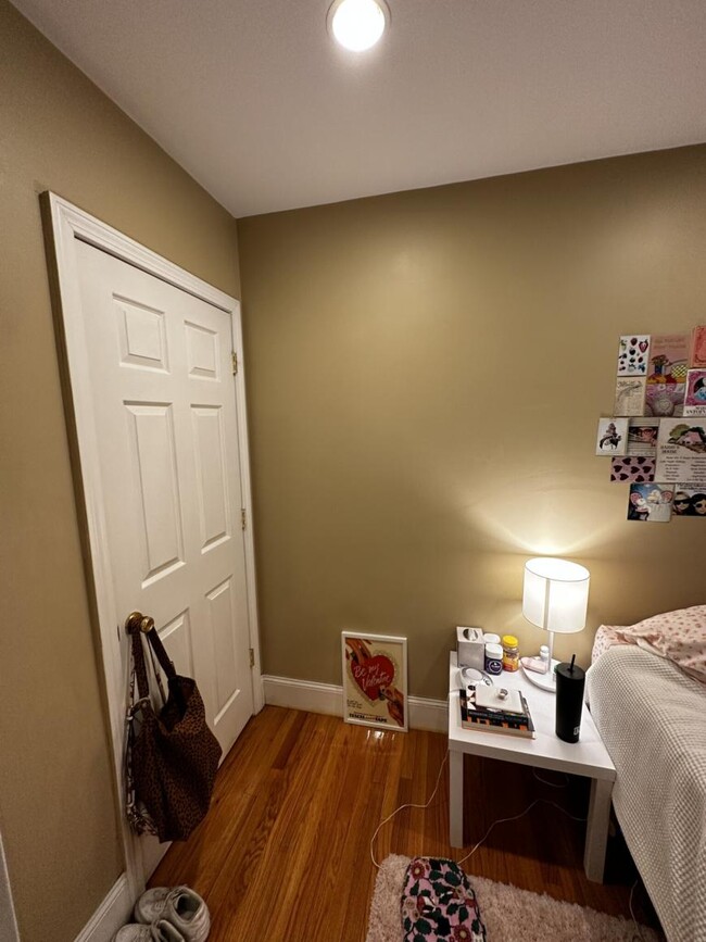 60 Egmont St in Brookline, MA - Building Photo - Building Photo
