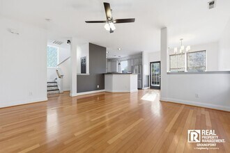 409 Chemistry Cir in Ladson, SC - Building Photo - Building Photo