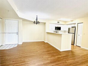 2153 Renaissance Blvd in Miramar, FL - Building Photo - Building Photo